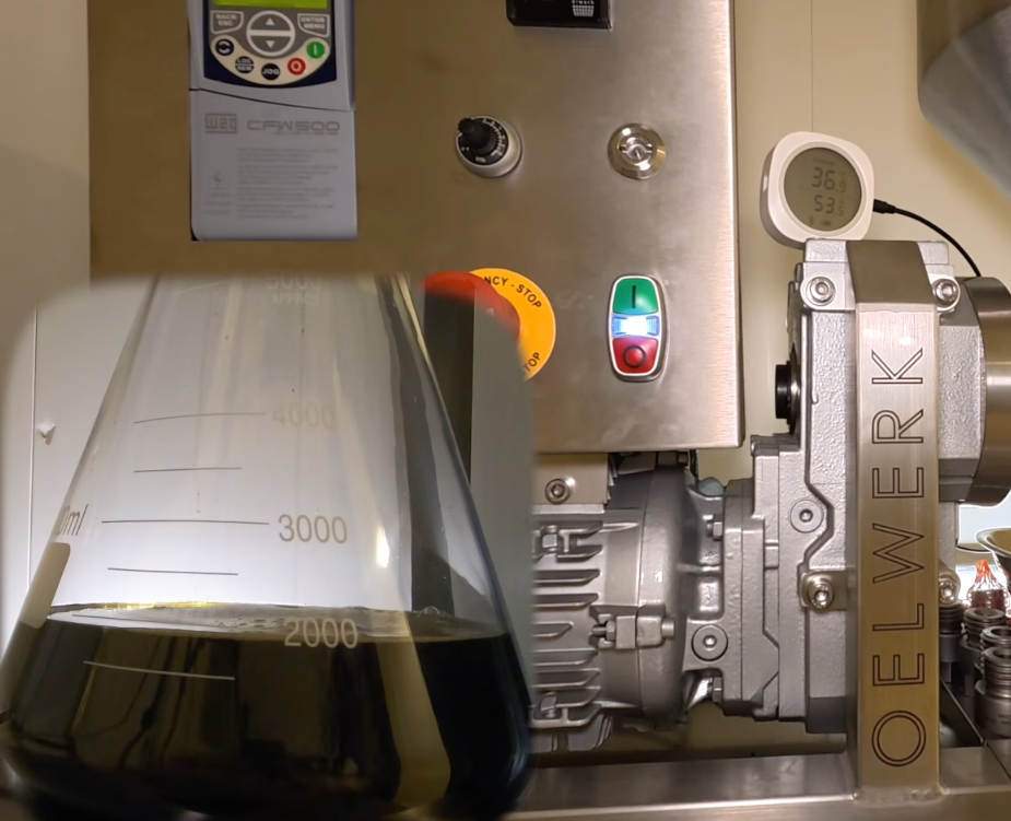 October 9 Full Press Vlog. 4.6L of Ethiopian Black Seed Oil extracted. Fresh 3% Thymoquinone